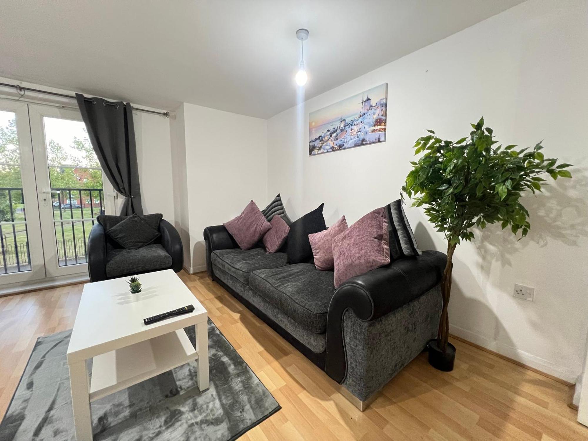 High End Luxury 2 Bed Apartment Birmingham Bagian luar foto